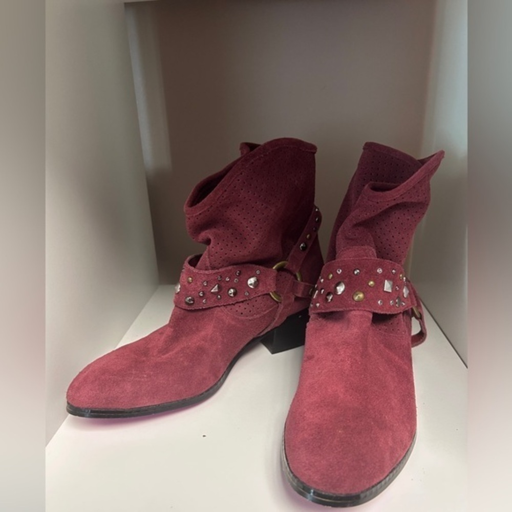 twiggy LONDON Maroon Ankle Boots with Studded Strap‎